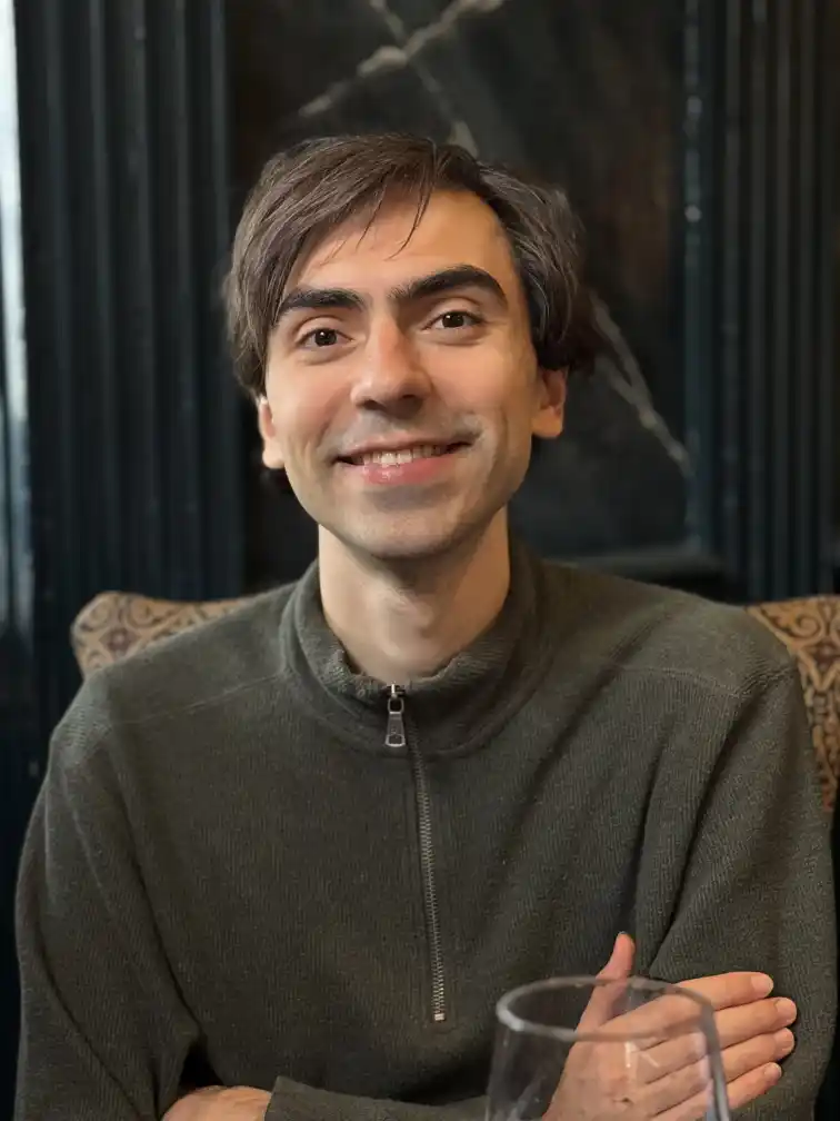 A portrait of Matthew vonAllmen